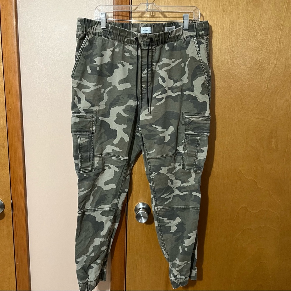 Old Navy Camo Cargo Jogger